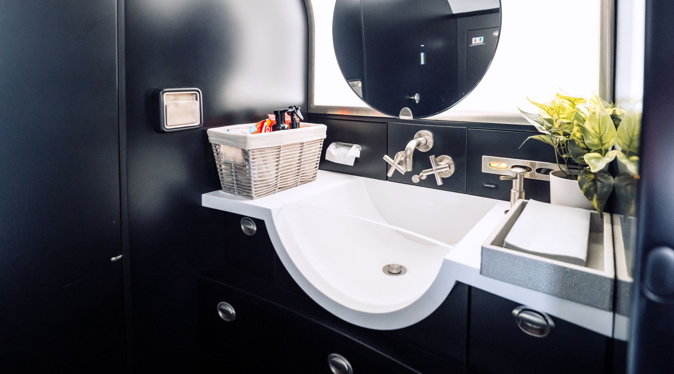 bathroom of a challenger 350 jet